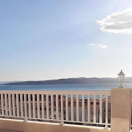 Apartment Schoene In Mit Terrasse